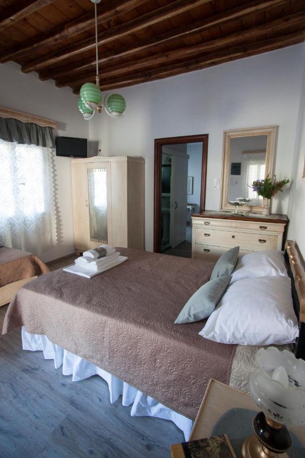 Venerdi Libero Villa Kini Exterior photo